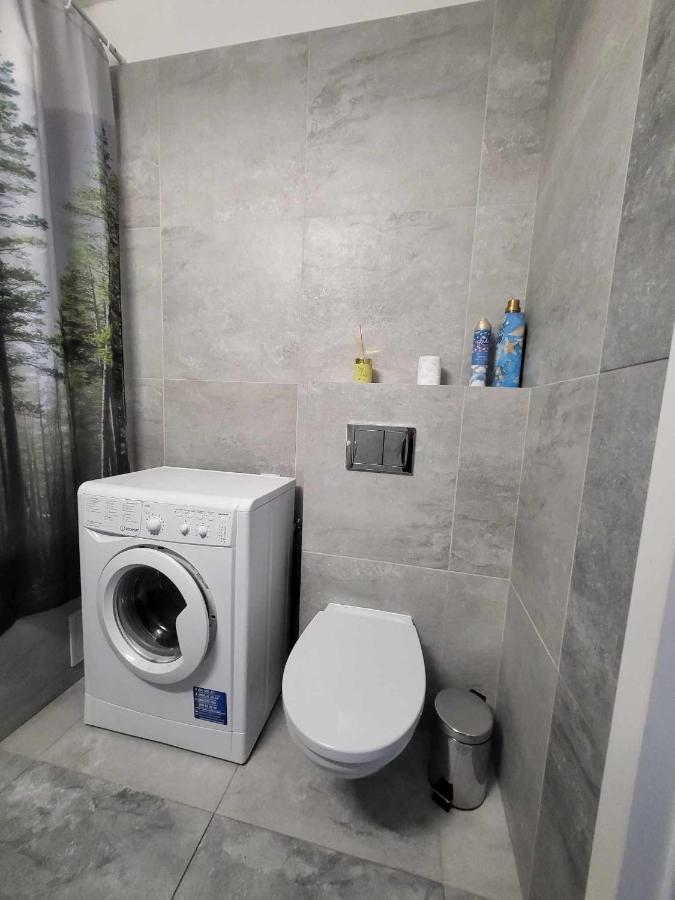 Friendly Apartment Blisko Progresji Varsovia Exterior foto
